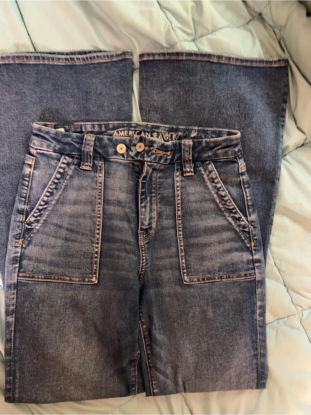 American Eagle Outfitters Women’s Medium Blue Flare Jeans